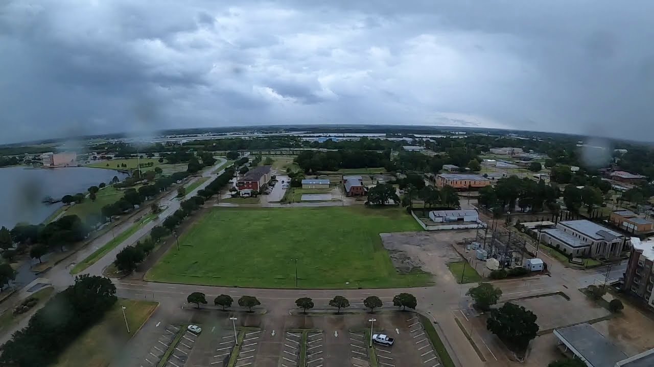From Lake Charles, Louisiana as Hurricane Laura shows first band of rain